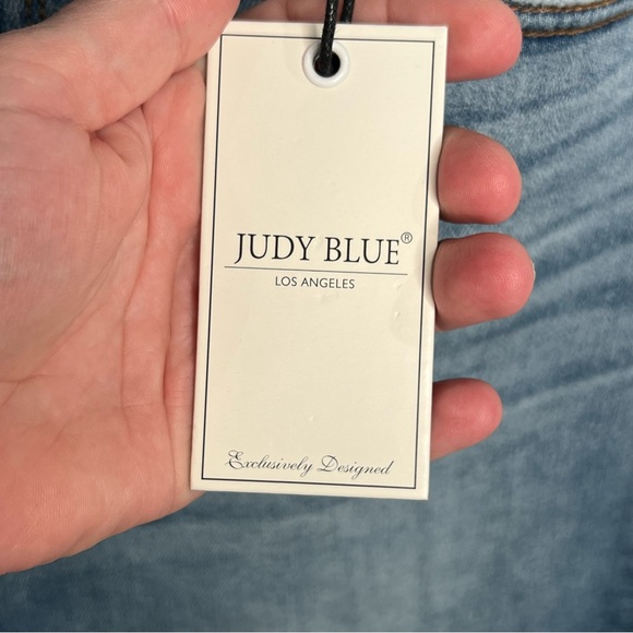 NWT Judy Blue High Waist Cut Off Denim Jean Shorts XL Style JB15276 Light Wash - Picture 3 of 13